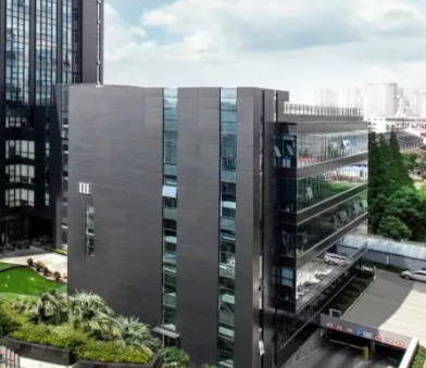 机械与电子行业配套五金配件选型要点及材料性能对比分析